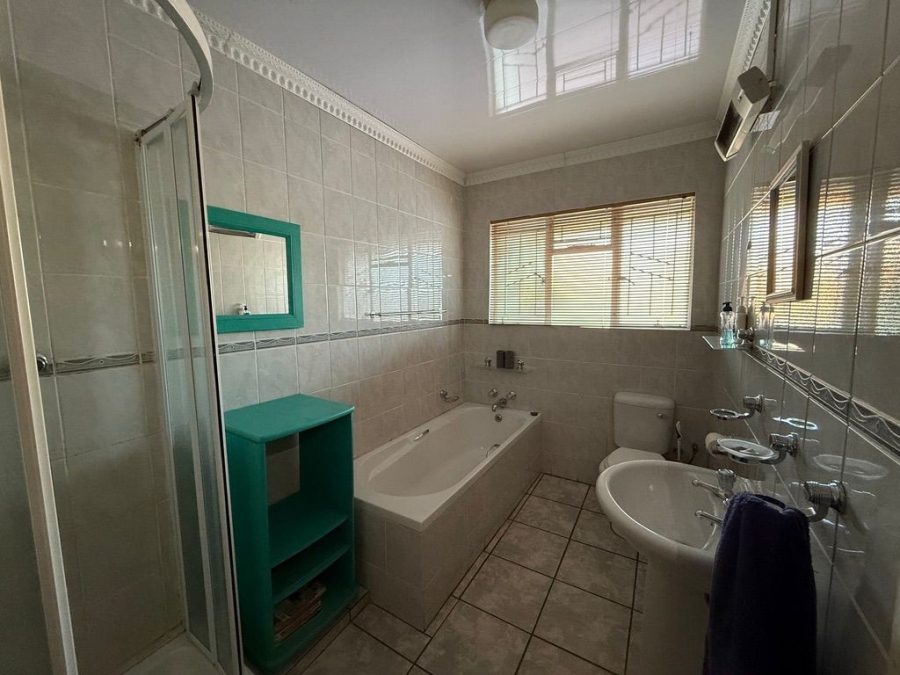 4 Bedroom Property for Sale in Senekal Free State